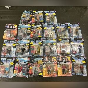 Huge Lot of Assorted Star Trek Figurines Captain Kirk, Spock